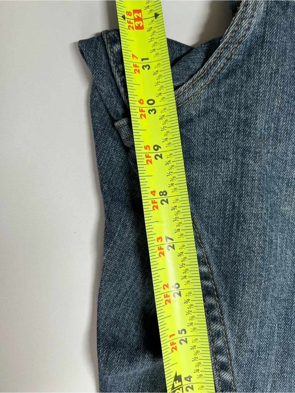 40x30 Wrangler Men's Relaxed Fit Blue Jeans with Comfort Flex Waistband